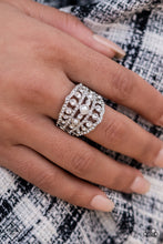 Load image into Gallery viewer, Fiercely 5th Avenue - Complete Trend Blend - April 2022