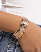 Load image into Gallery viewer, Blingy Breadth - Gold
