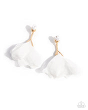 Load image into Gallery viewer, Corps de Ballet - Gold
